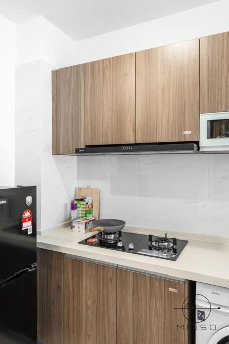 Park Jb #ins Creamy Design #4pax #new Apartemen Johor Bahru